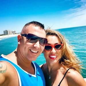 Meet your Posher, Corrie